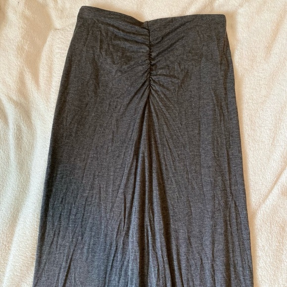 Caslon Women’s Grey Long Maxi Skirt stretchy soft slip on skirt - Picture 2 of 4
